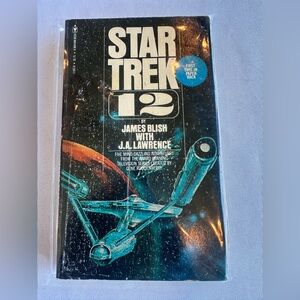 Vintage Star Trek 12 Paperback Book 1977
